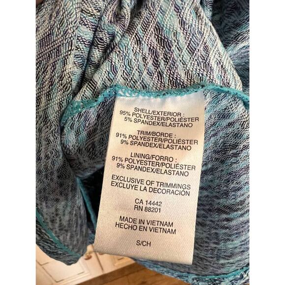 MPG Sport size small athletic dress golf tennis - Picture 4 of 4